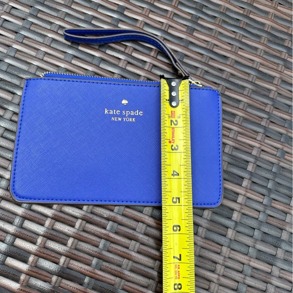 Kate Spade Vibrant Blue 5x8” Wristlet EUC - Picture 5 of 9